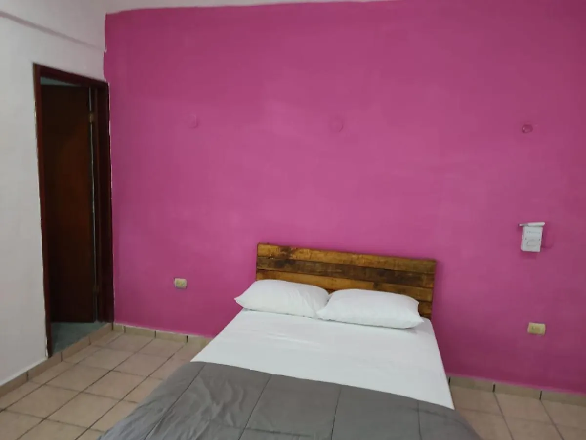 プレヤデルカーメン Casa Bugambilias Playa Bed & Breakfast