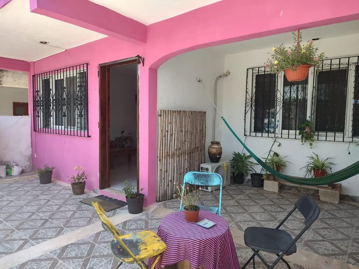 プレヤデルカーメン Casa Bugambilias Playa Bed & Breakfast 0*,  メキシコ